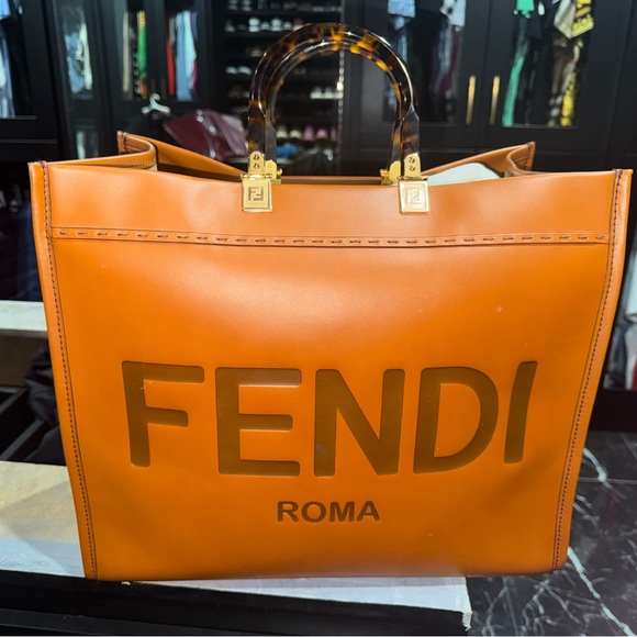 Fendi Handbags - FENDI SUNSHINE LARGE